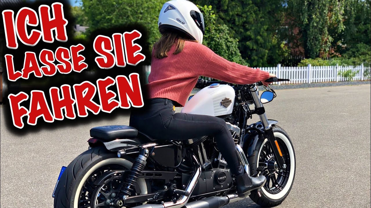ZUM ERSTEN MAL AUF EINER HARLEY!