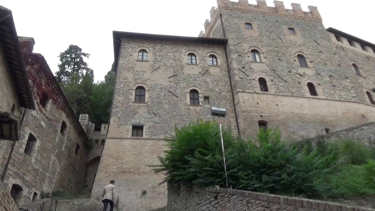 SULLA VIA DELL' INFINITO - CALDAROLA E PIEVEFAVERA (Macerata,Marche,Italia)