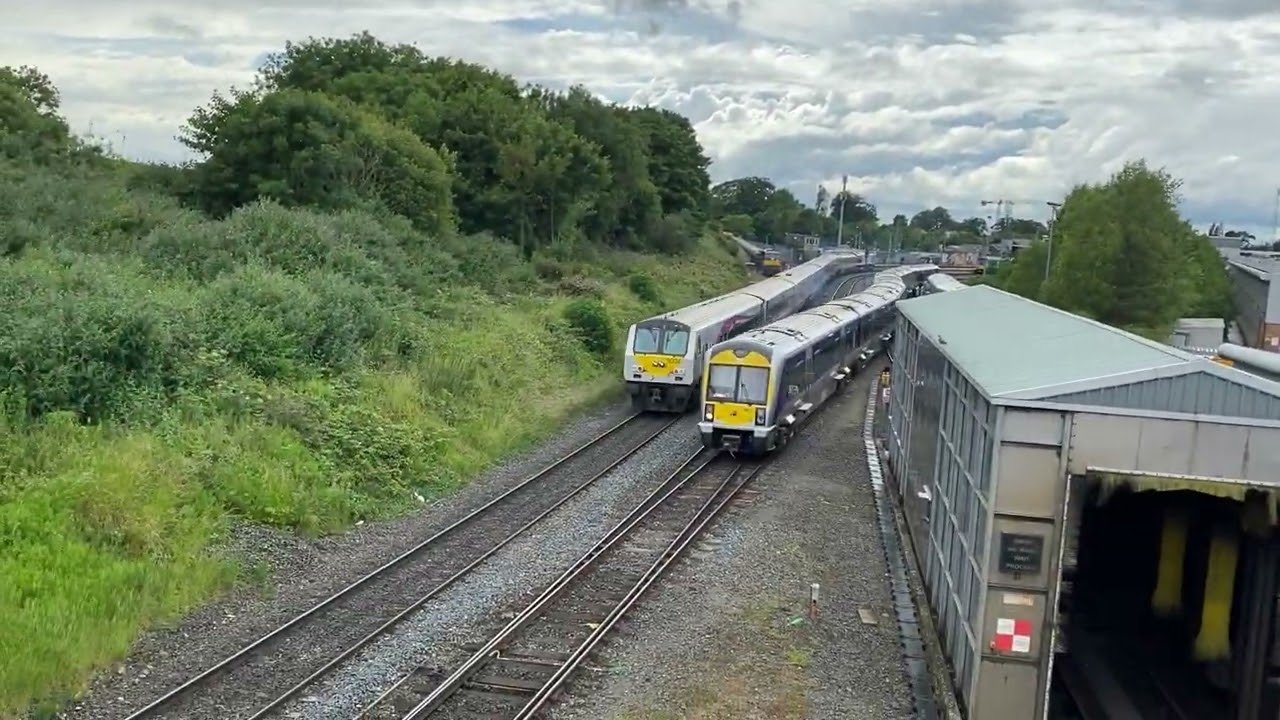 Enterprise And NIR 3000 Class At Drogheda