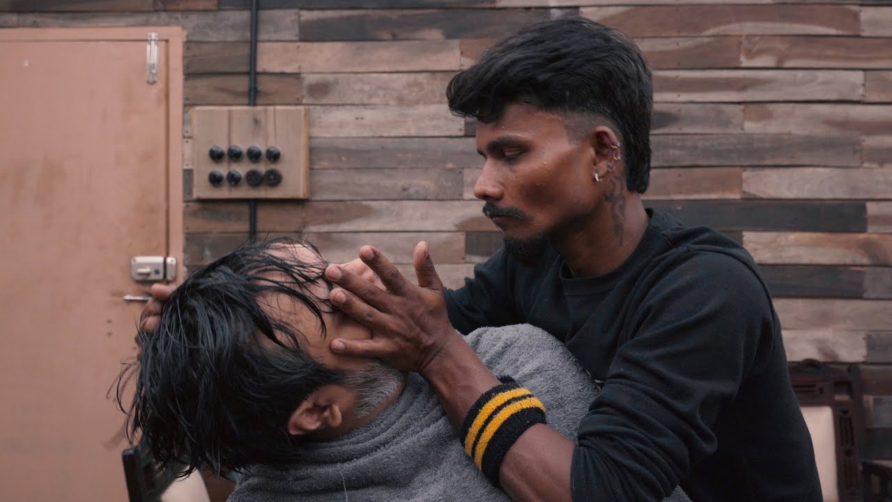 Extreme Neck Cracking Head Massage by Master Cracker | Indian Massage