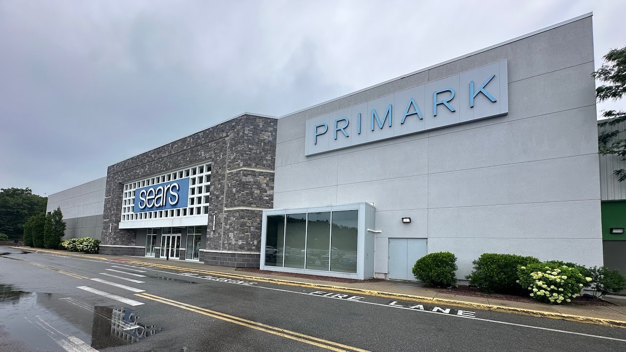 Tour of 1/8 Sears Stores - July 2025 - South Shore Plaza - Braintree, MA