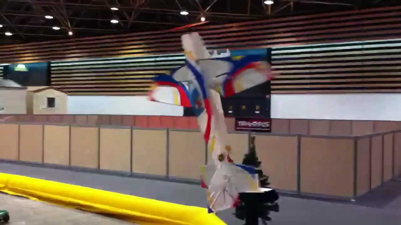 Lyon Model Show voltige 3D Crash