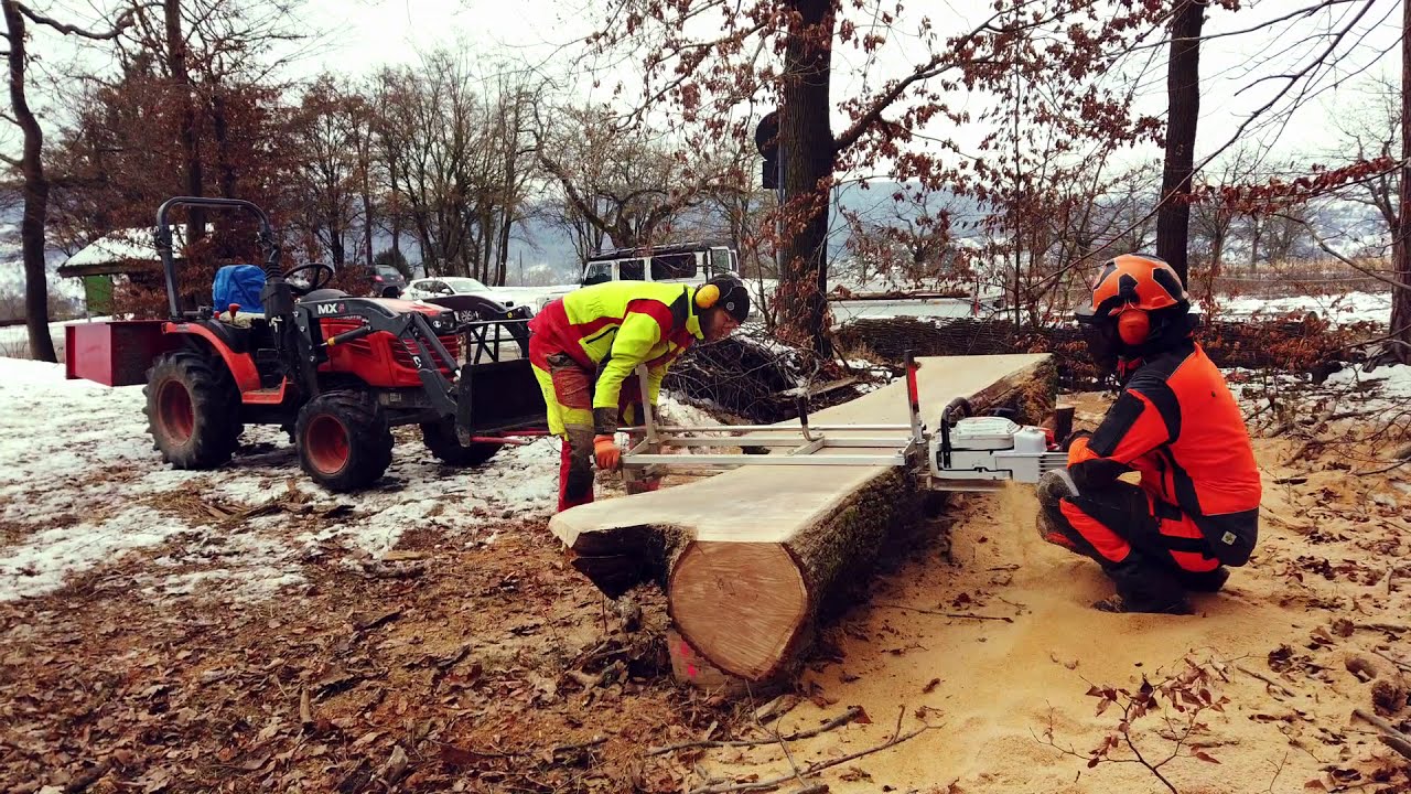 Stihl Kettensäge im Mobiles Sägewerk meets Eichenstamm / Timelapse