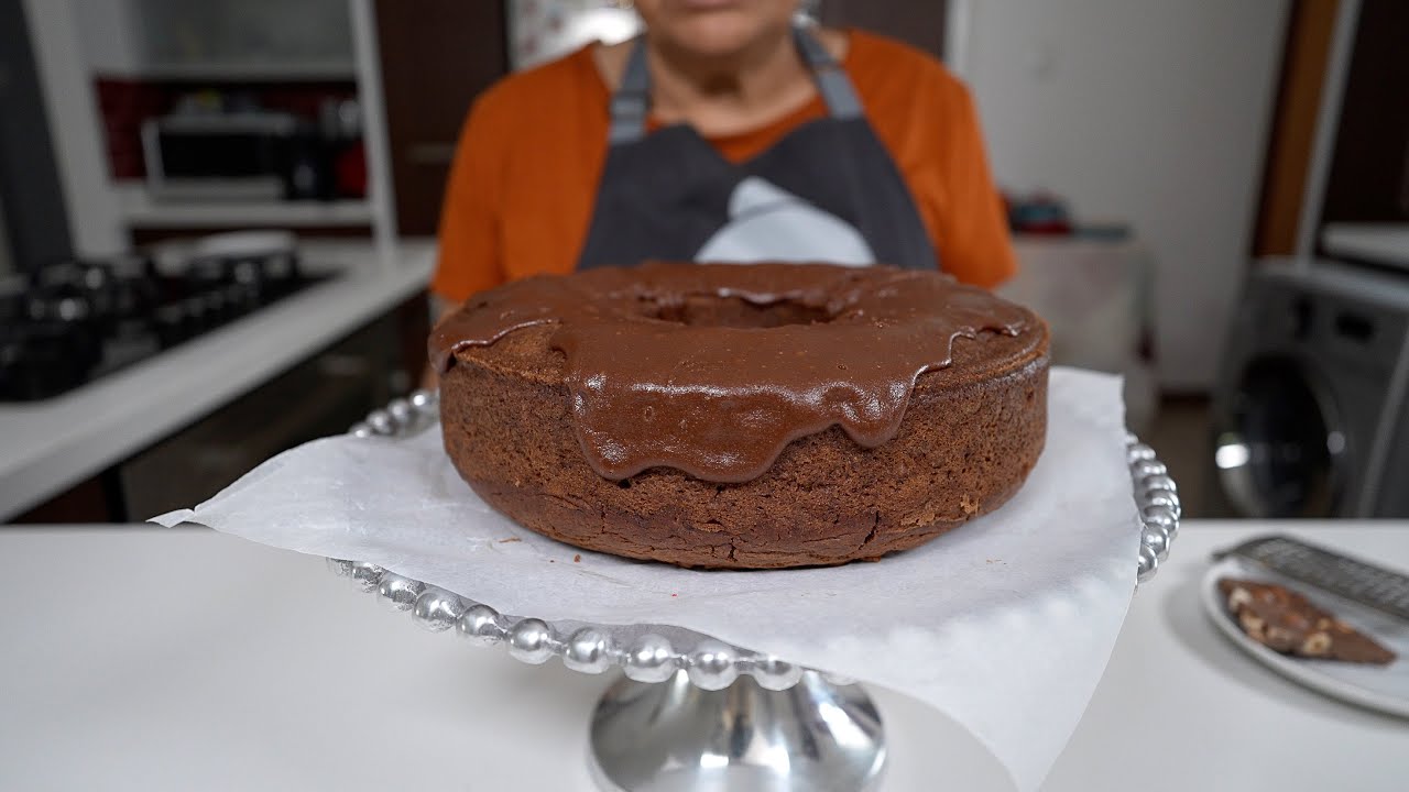 Making eggless chocolate cake - decadent chocolate indulgence just in time for Diwali