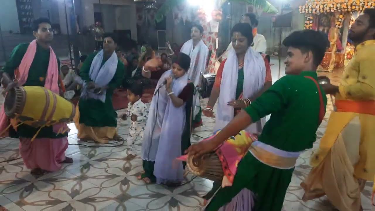 Mhaname sankritan#harinam sankritan #iskon #hare krishna mhamantra