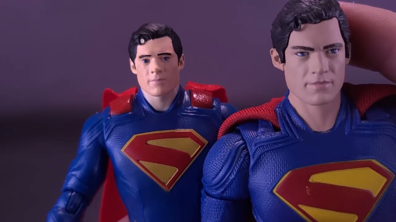 Spin Master Toys Superman 2025 Superman 6 Inch Action Figure Review | @TheReviewSpot