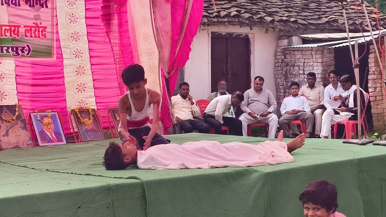 A mere dost laut ke aja song // 15 august par dance// chhote bachcho ke dwara