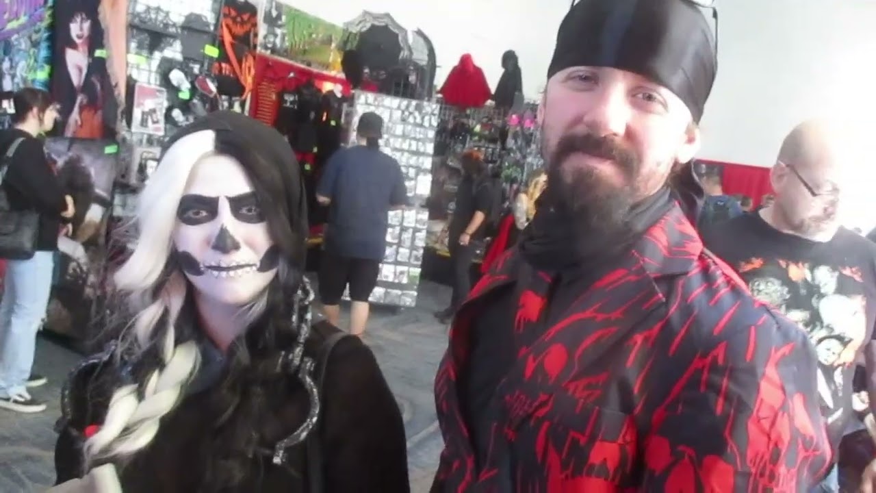 Monsterpalooza Horror  Sci-Fi Convention in Pasadena, CA 10/20/25