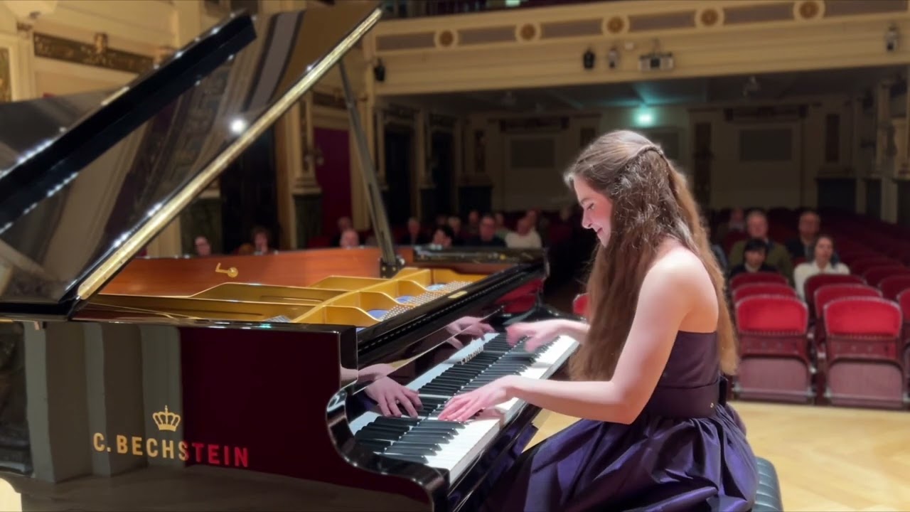 Lieven Piano Foundation at Ehrbar Saal [Eva Garet plays Liszt 