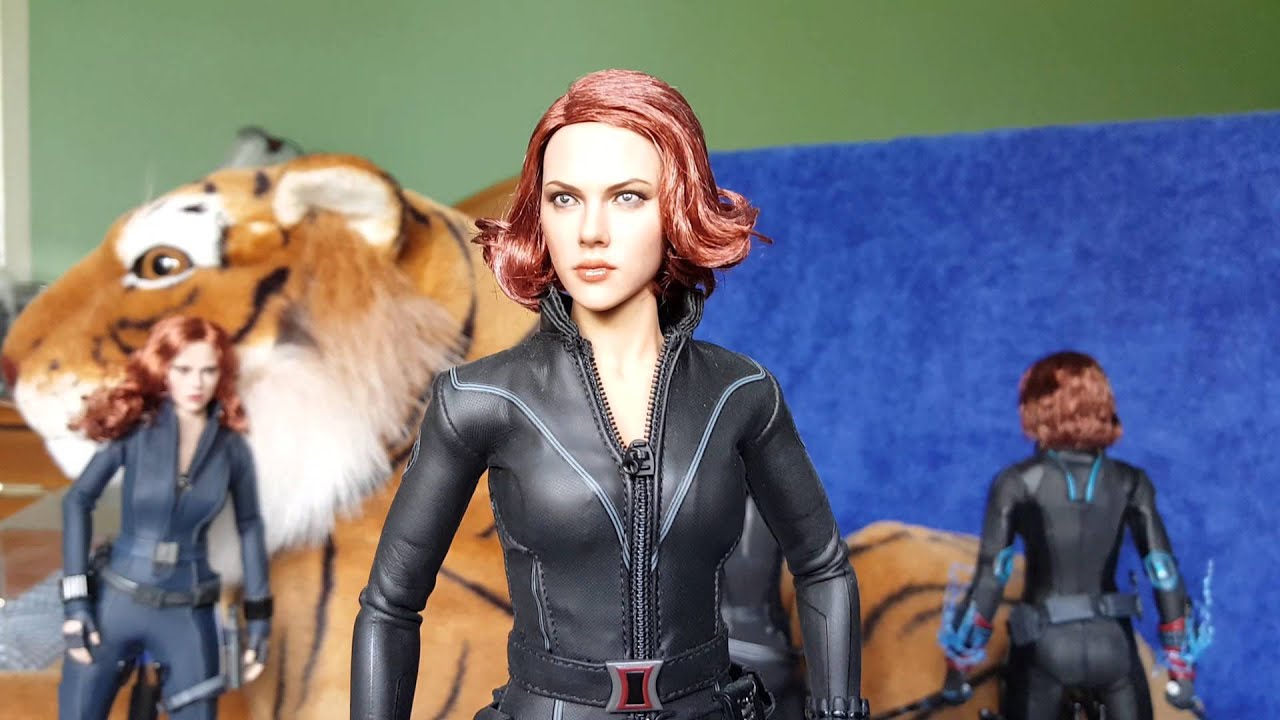 Hot Toys Black Widow comparisons.