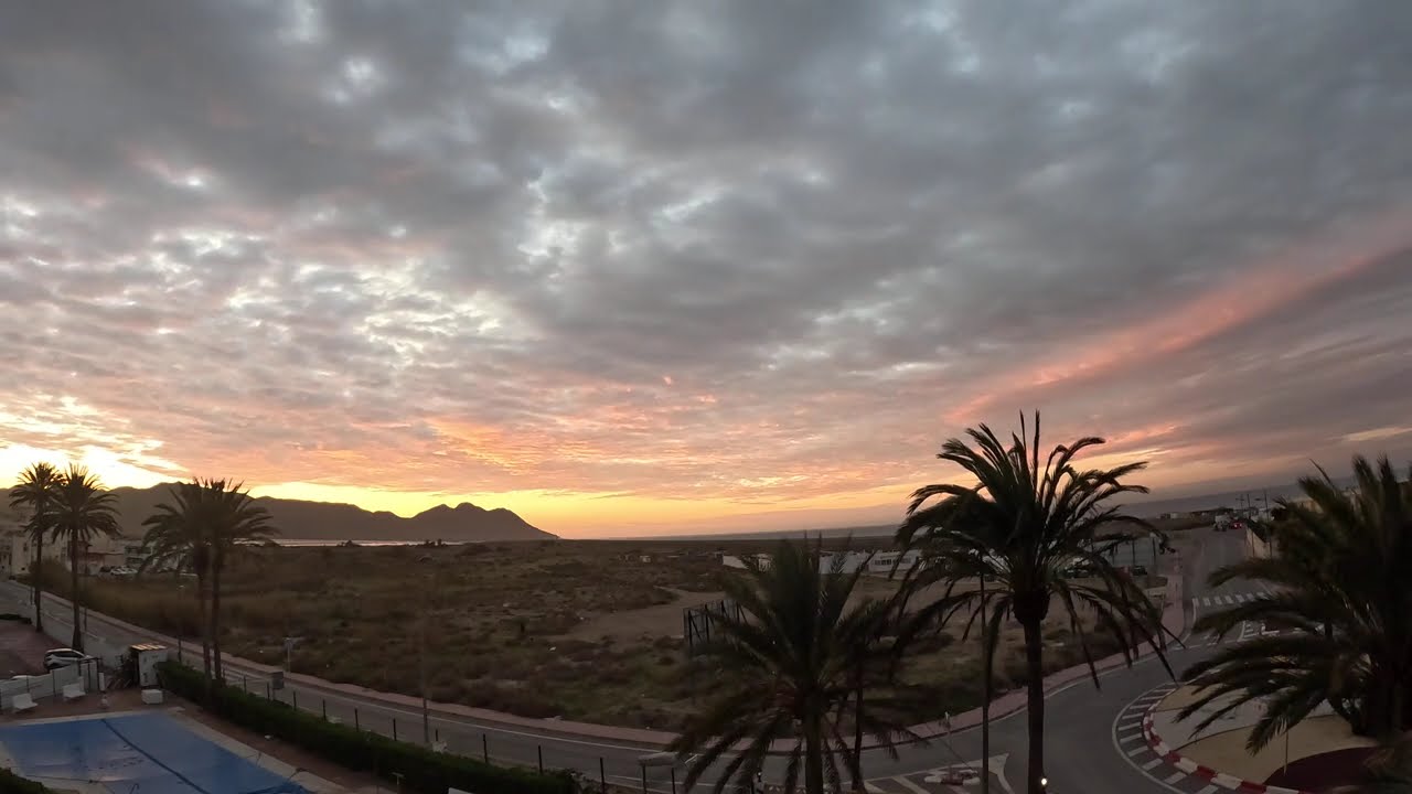Otro amanecer rojo - 01/02/2026, Cabo de Gata, Almería.