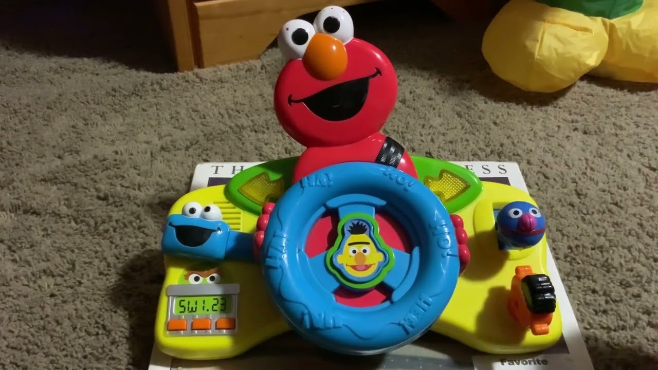 Fisher Price 2006 Sesame Street Giggle N Go Elmo Driver