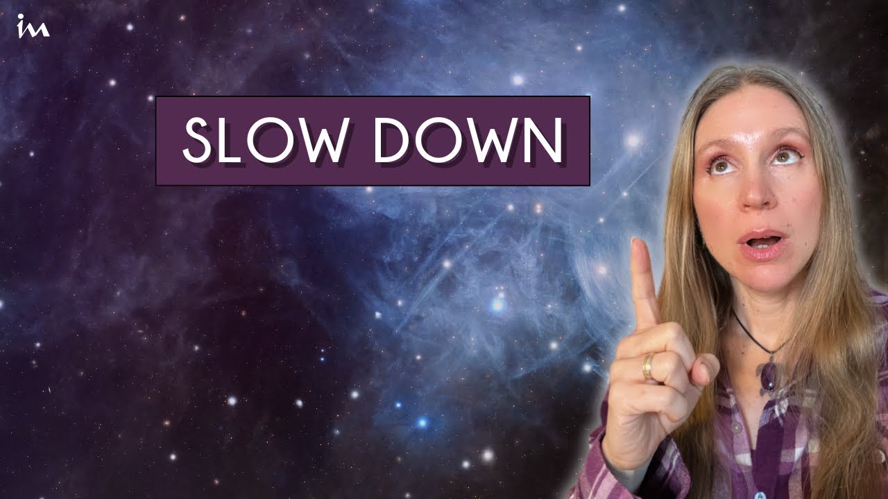 Quiet Power: Weekly Energy & Moon Guidance for Empaths 🌙 📱