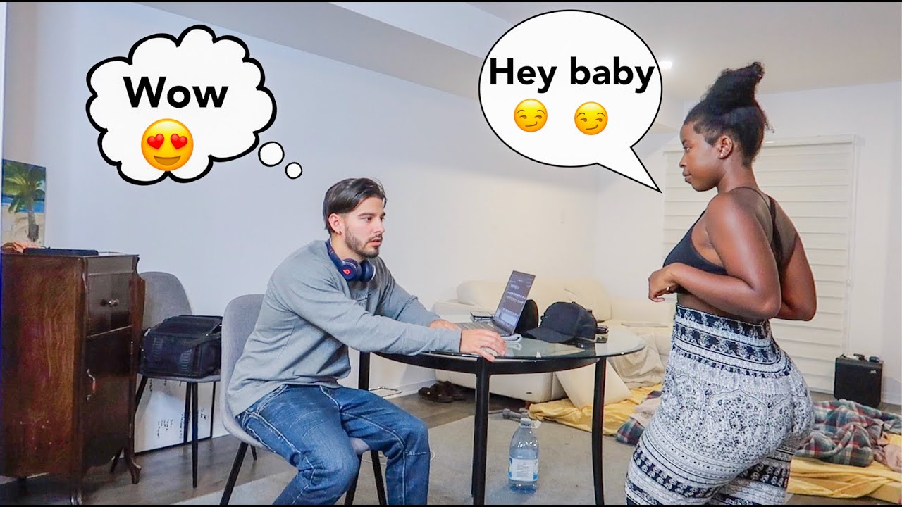 FLASHING My Boyfriend To See His Reaction... *FUNNY*