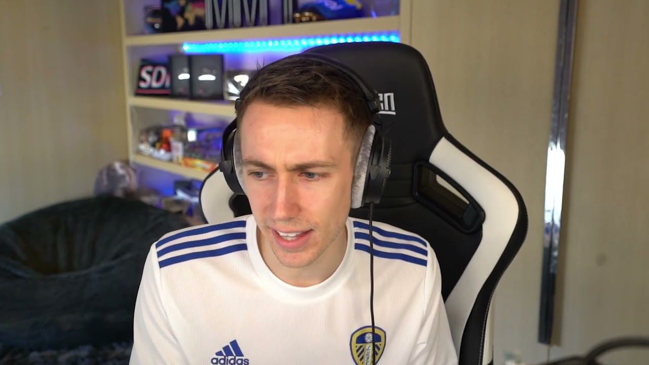 Miniminter Rates Sidemen 1-7 On Footballing Ability