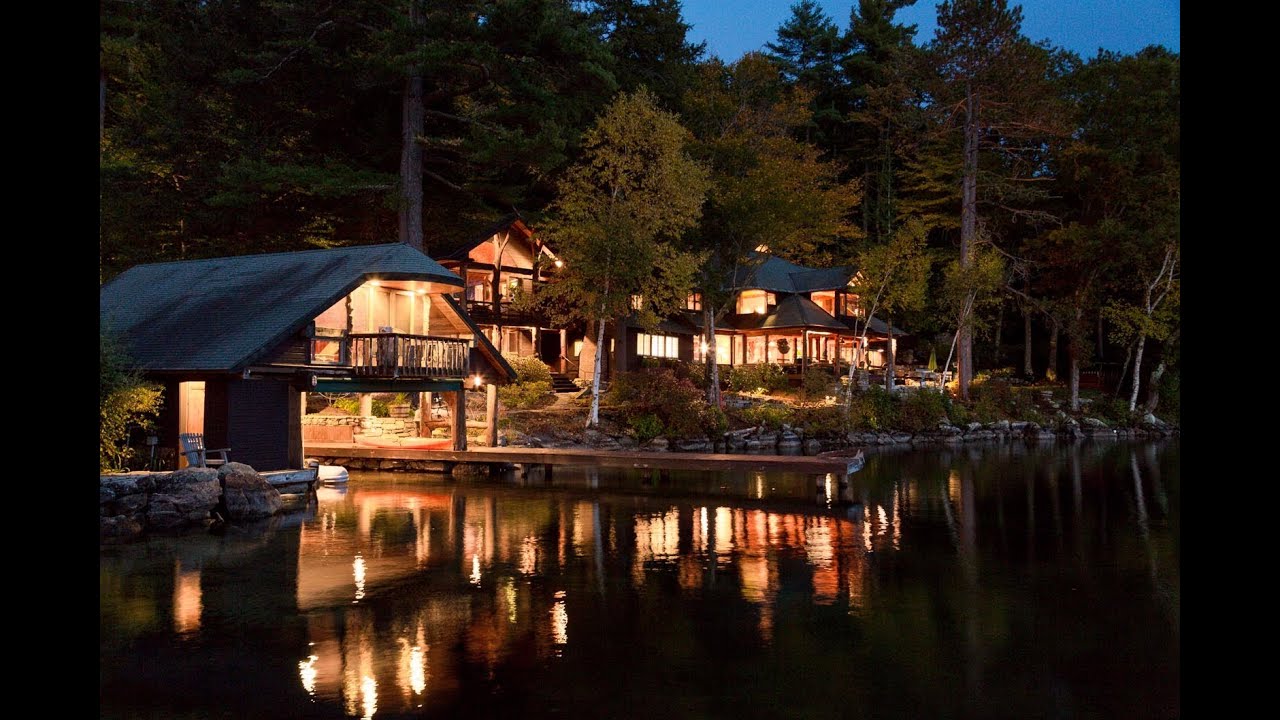 TreeMoonDus - 426 Sewall Road, Wolfeboro, NH