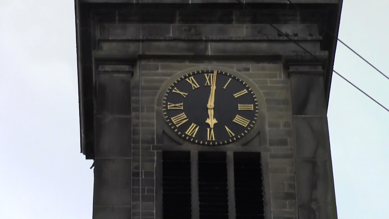 00007 meltham church round the otherside of the church another diffrent tune