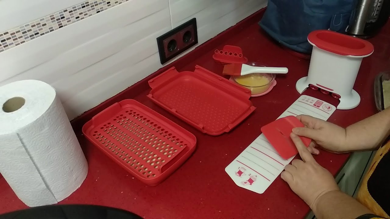 Las croquetas y su croquetero de Tupperware.