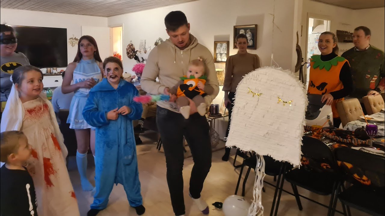 HALLOWEEN FESTEN ER IGANG👽ONKEL LAUSE BLIVER BANGE🤣PINATA👻🪄🎉