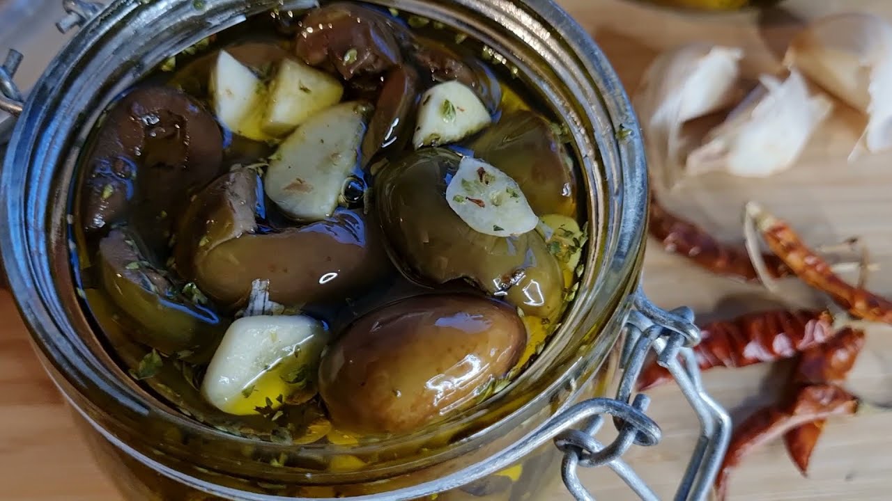 [Activate CC for details] How to Preserve Green Olives [1 week recipe]