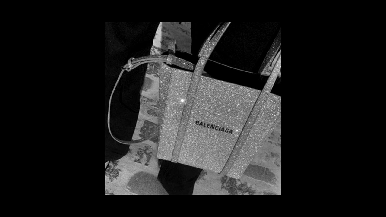 BALENCIAGA