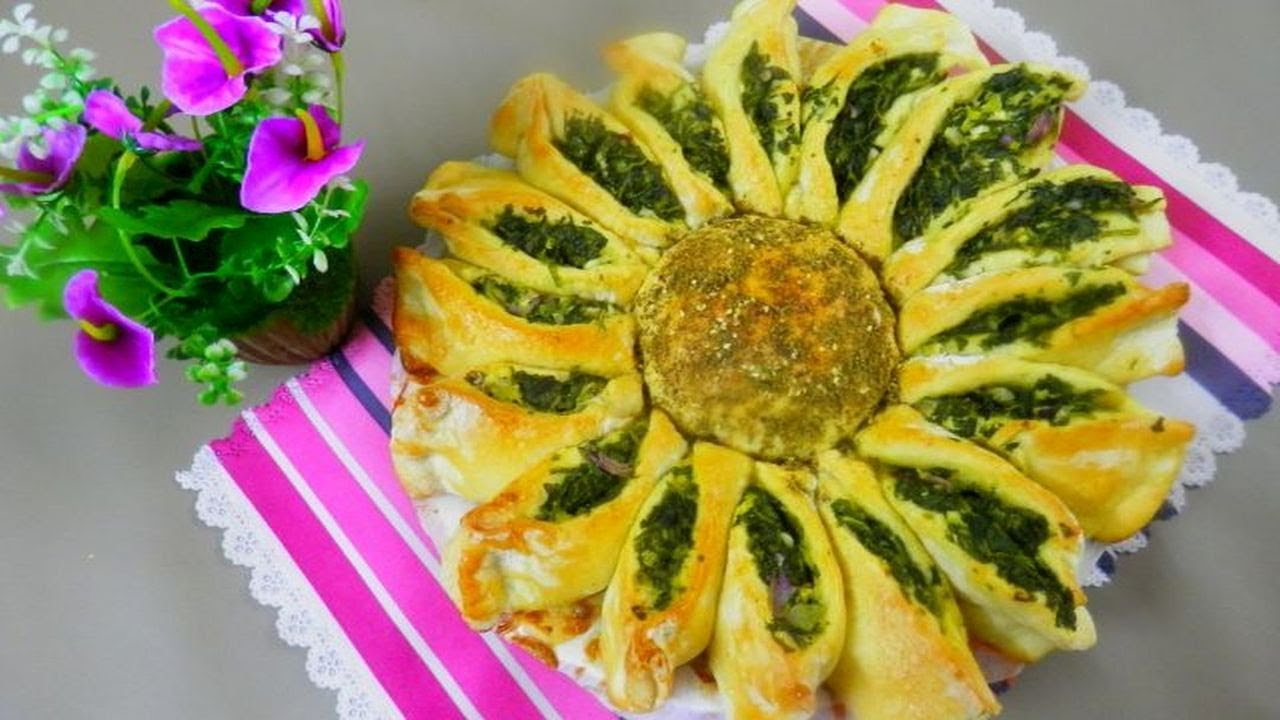 فطيرة زهرة دوار الشمس المحشوة بالسبانخ والجبن  | spinach sun flower bread