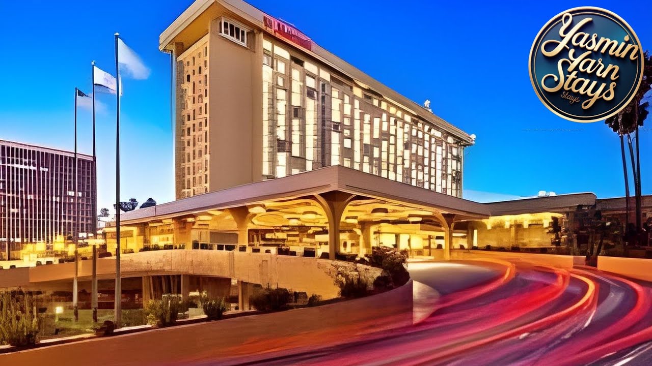 Los Angeles Airport Marriott | Los Angeles (CA), United States | Hotel Review 🌟