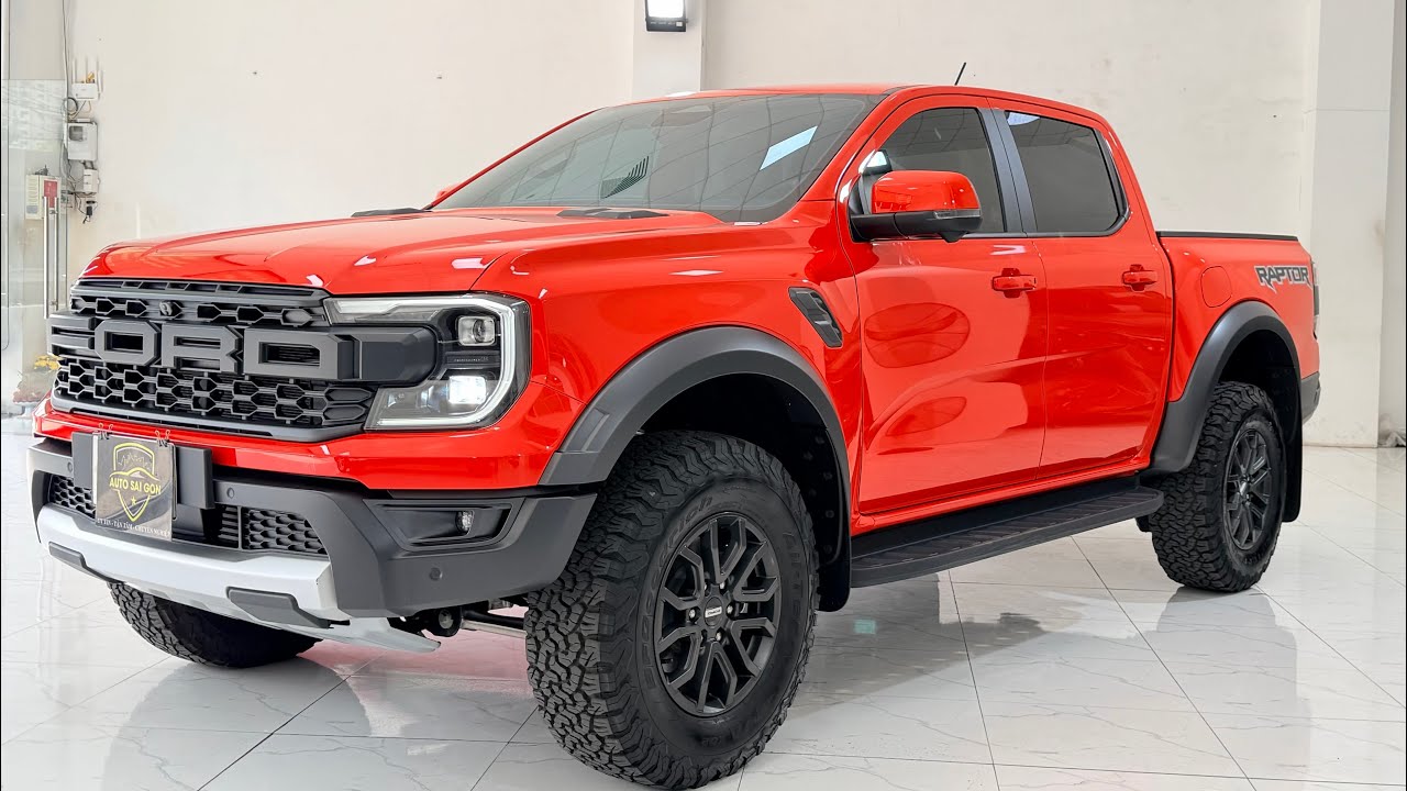 Bán tải Ford Ranger Raptor 2025 chưa hạt sơn ngoài chưa 1 vết khó tìm chiếc thứ 2 