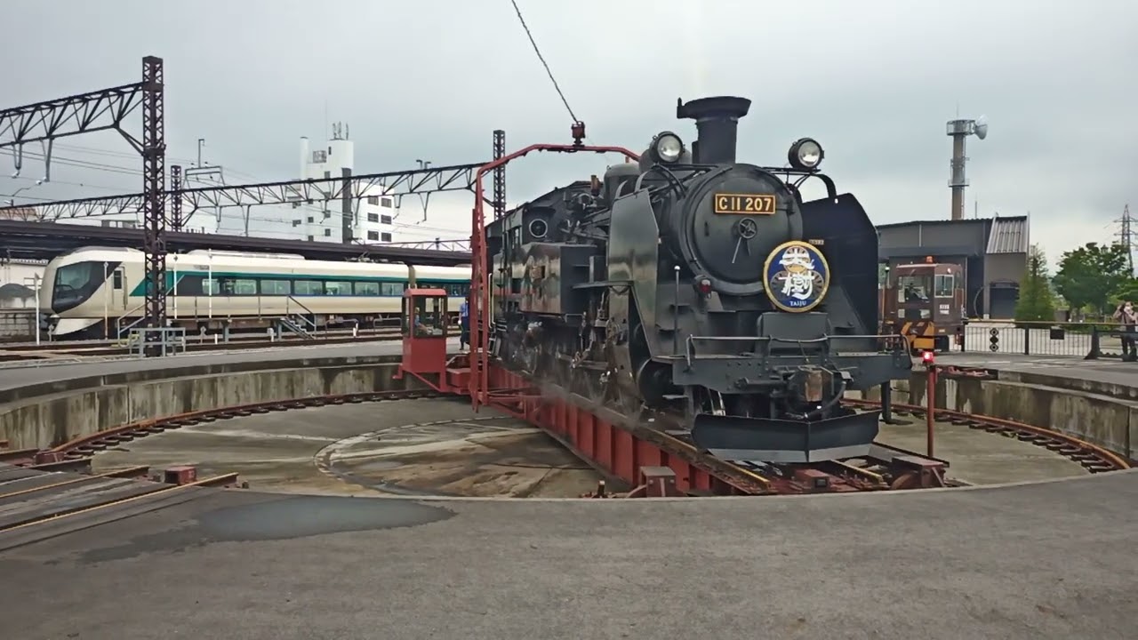 Turn table with JNR class C11