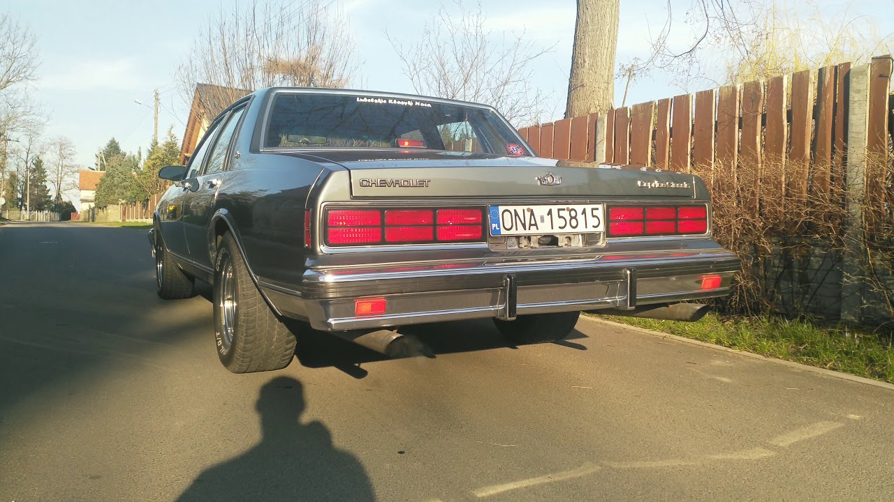 Chevy Caprice 305 V8 straight pipe exhaust sound