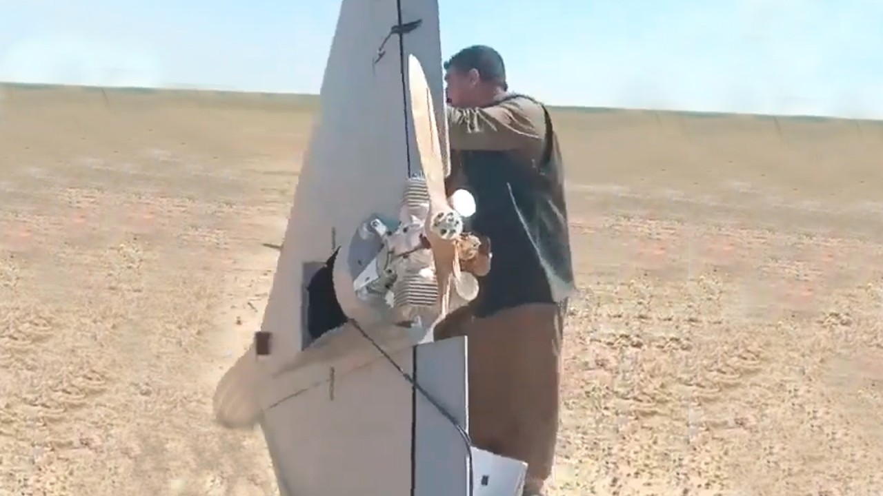 Житель Ирака показал новый дрон LUCAS армии США