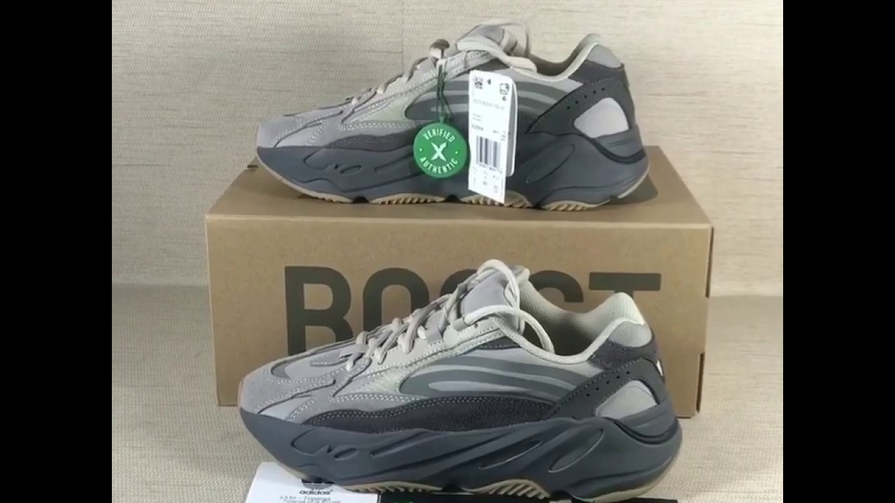 YEEZY 700 V2 GEODE REVIEW + ON FEET & YEEZY 700 MAUVE COMPARISON