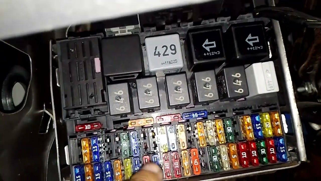 relé de comando bomba de combustível Voyage g6 goll G6 Fox polo gol G5 etc