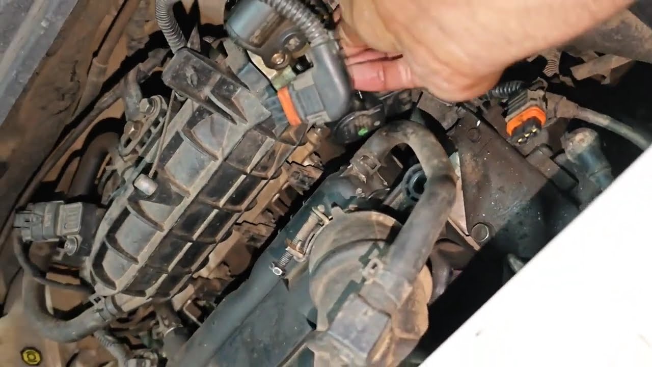How to clean throttle body #throttlebody cleaning #hyundai eon