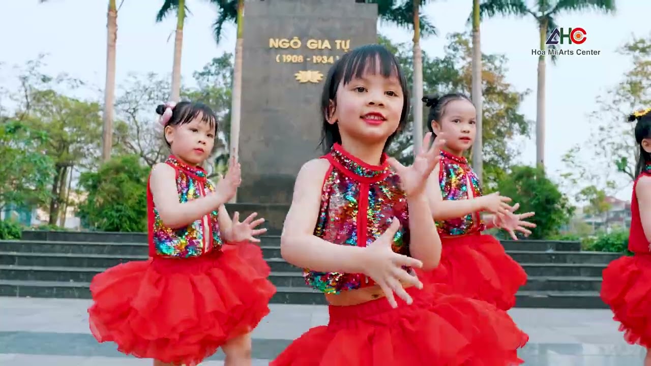 Múa Tchu - chacha/ Trung tâm nghệ thuật Họa Mi Bắc Giang