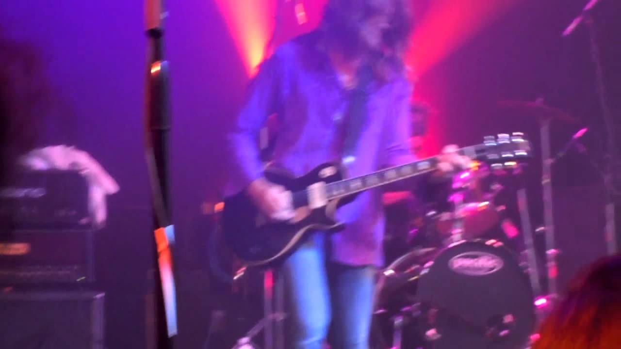 Lita Ford - Broken Dreams