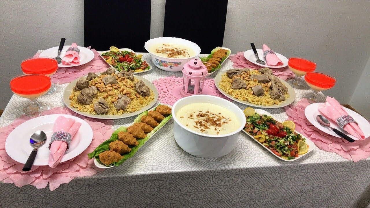 شوفو الست السورية شو بتعمل إذا عندها عزيمة .. عزمت أهلي عأطيب الأكلات لأول مرة بحياتي بطبخها !