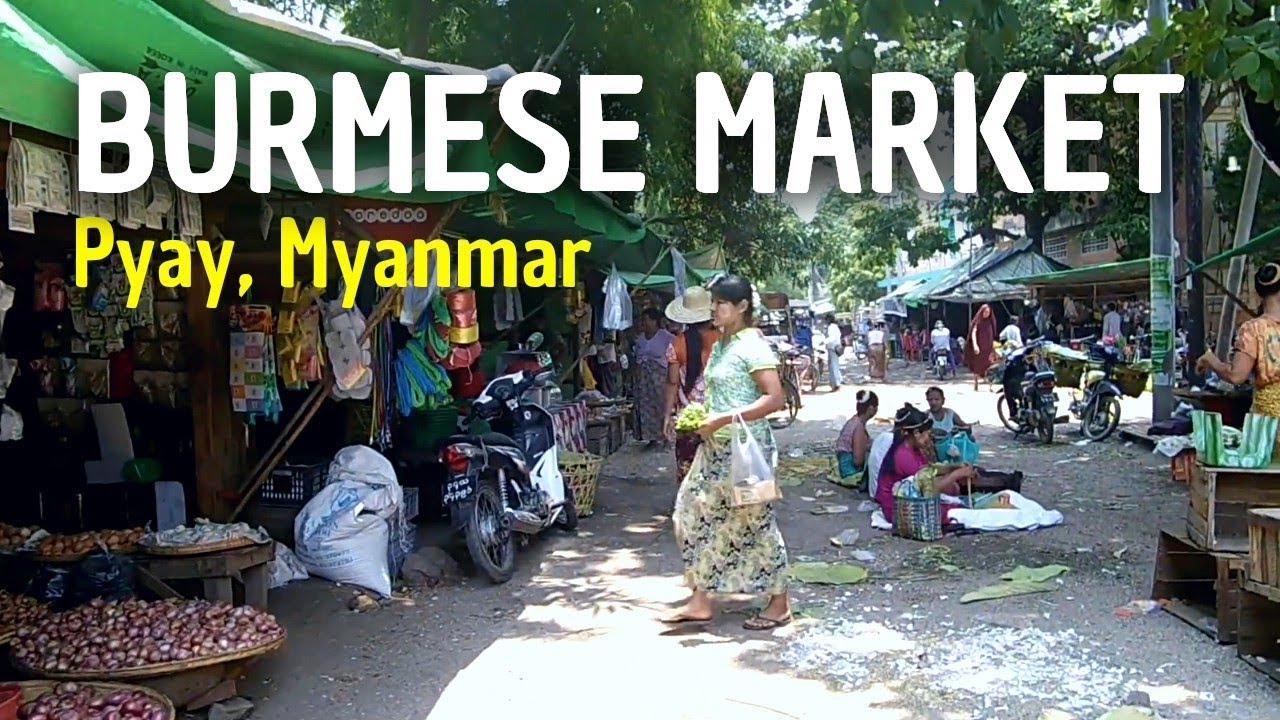 A BURMESE MARKET IN PYAY, MYANMAR. HEART OF BURMA