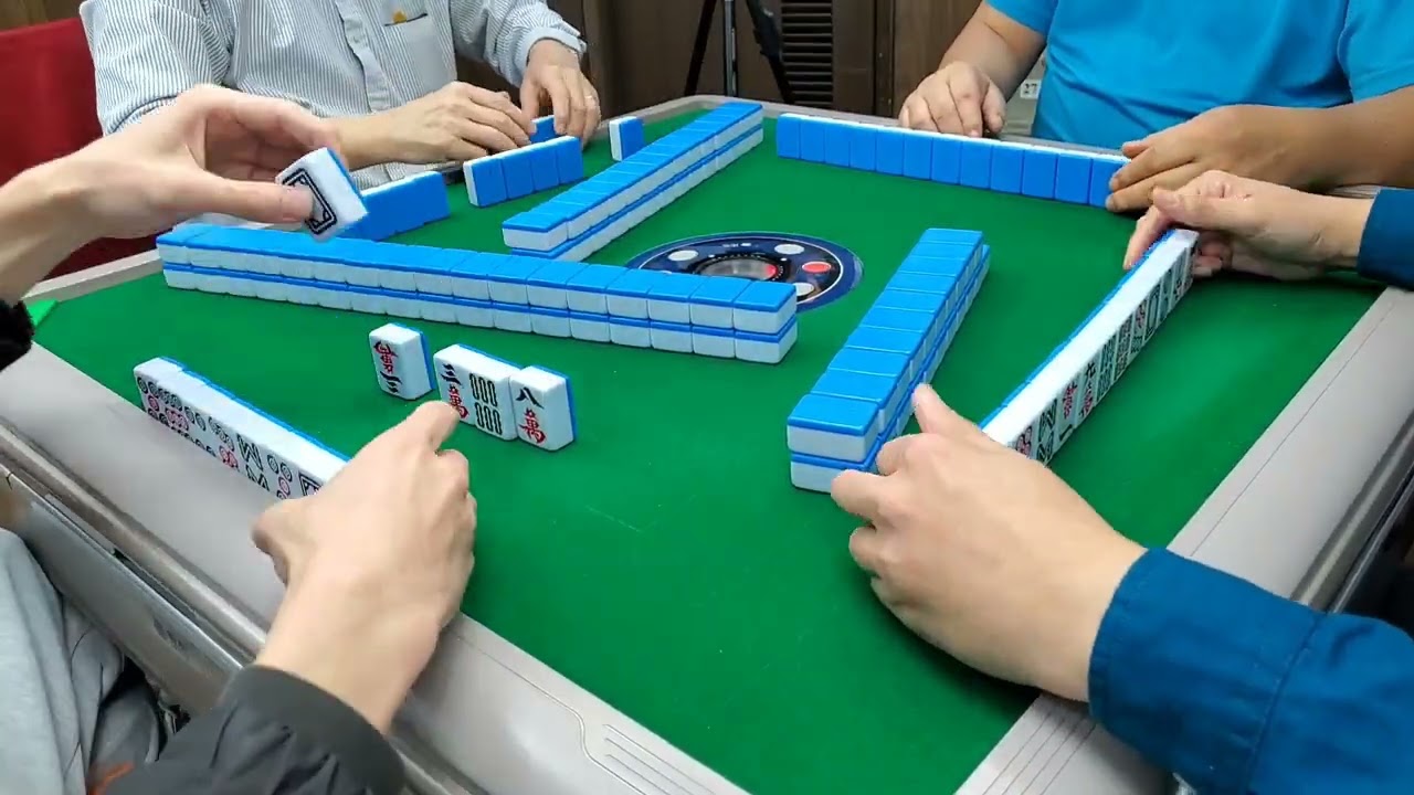 Ep.2241A 新戰局 第三回合 小四喜混對花么 韜少 Dennis  華少 大師