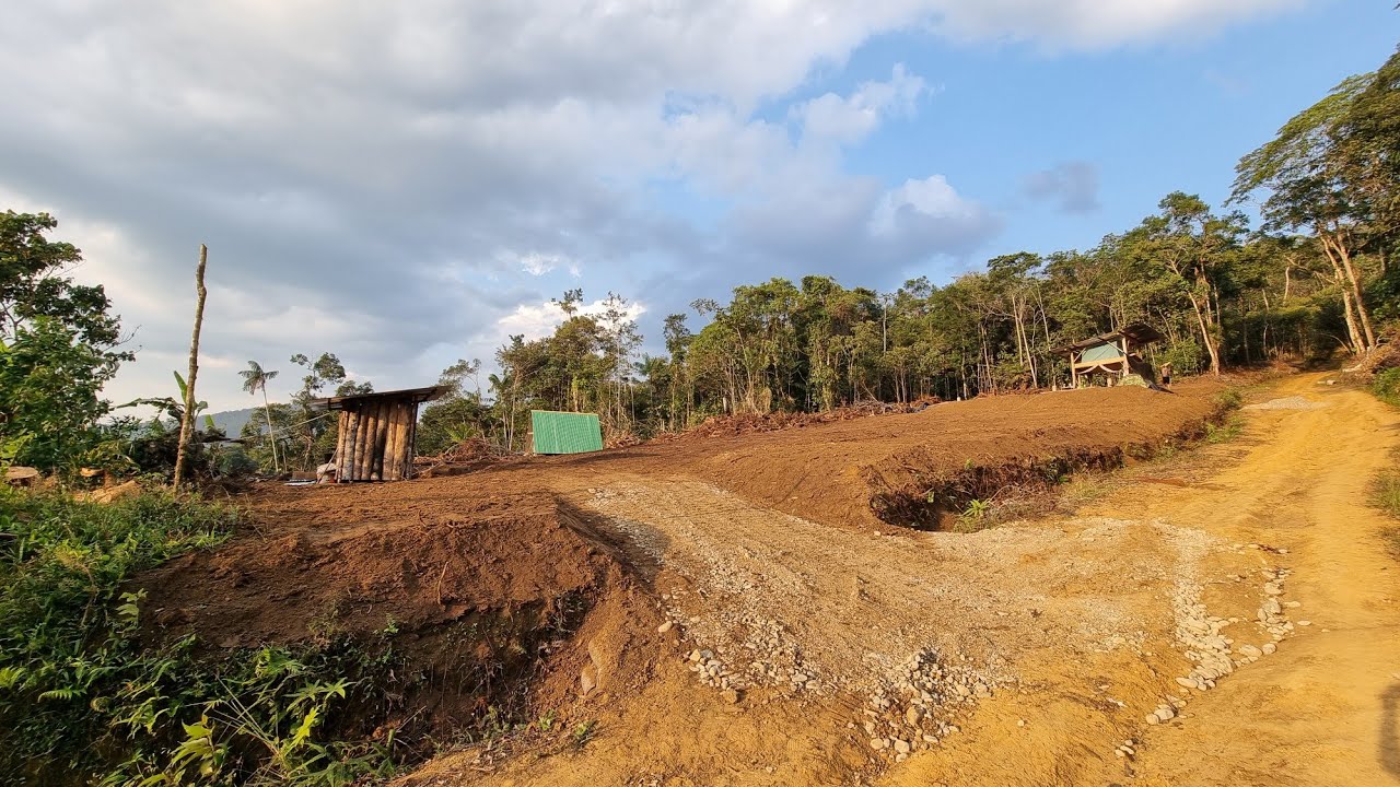 50. Exkav&aacute;tor 4. nap - K&eacute;sz a tereprendez&eacute;s!