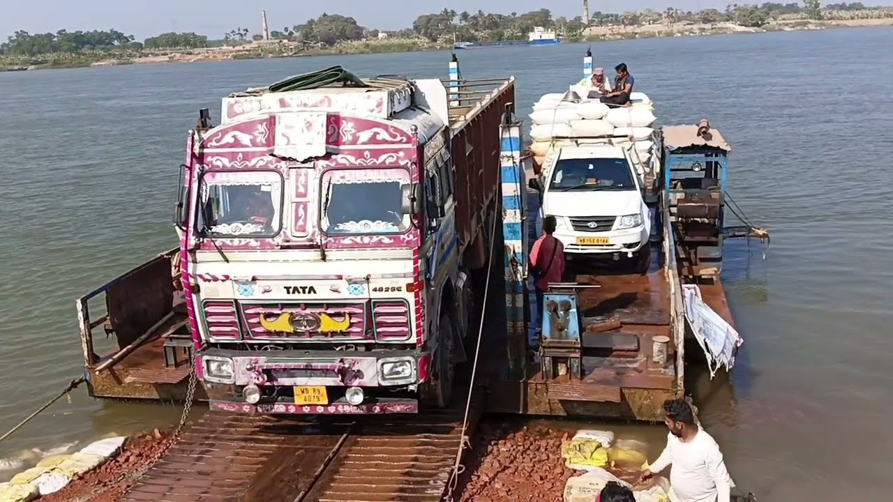 Loaded Trucks Crossing River by Ferry | Amazing Ferry Transport #vessal20 #ferrycrossing #tatatruck 