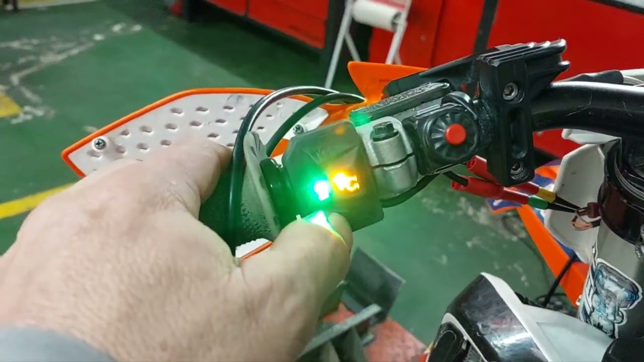 KTM Enduro/Mx  , selección de Mapas y control de tracción.