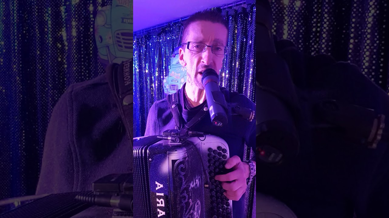 UNE ROSE RIEN QUE POUR TOI