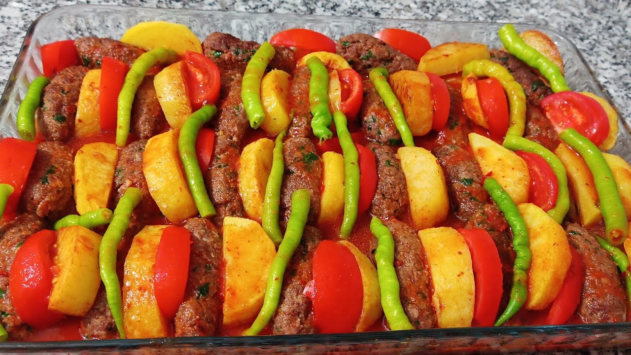 ИЗМИРСКИЙ ФИТБОЛЬНЫЙ РЕЦЕПТ | КАК ПРИГОТОВИТЬ ЗАПЕЧЕННЫЙ КАРТОФЕЛЬ ДЛЯ МЯСА | ПРОСТО Вкусные РЕЦЕПТЫ