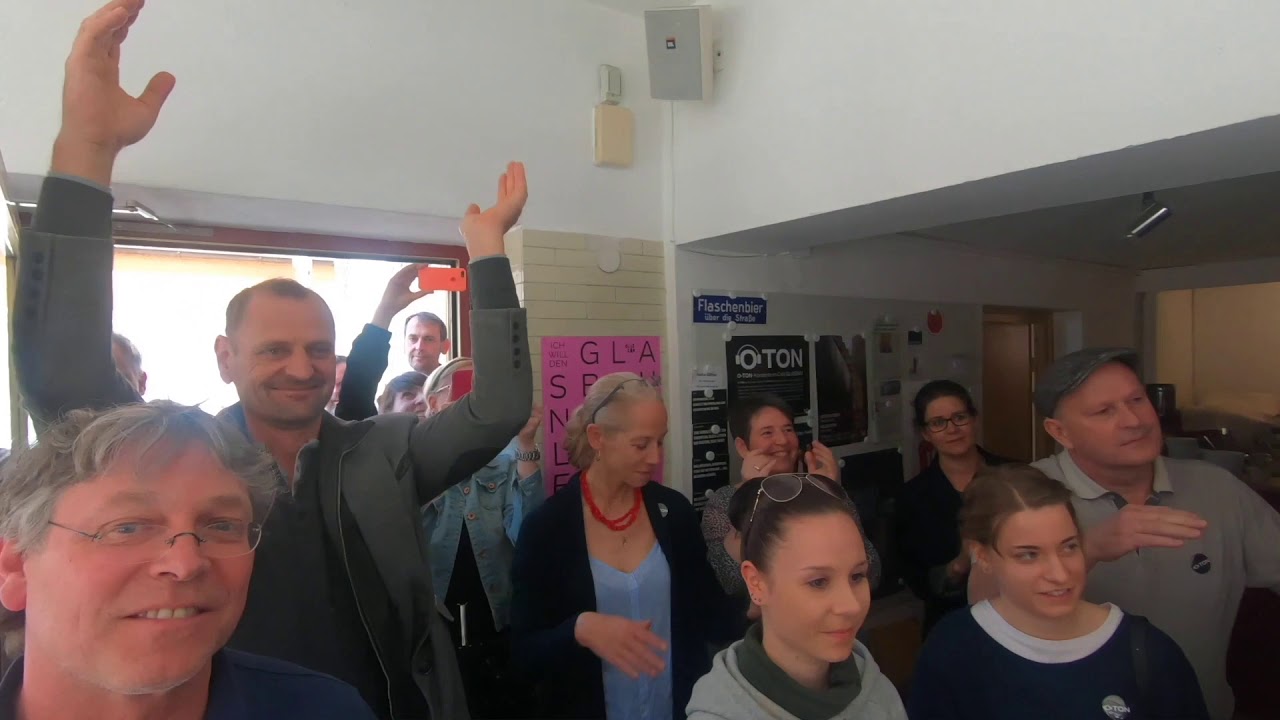 Pam Pam Ida beim oTon-Format im Glasbau