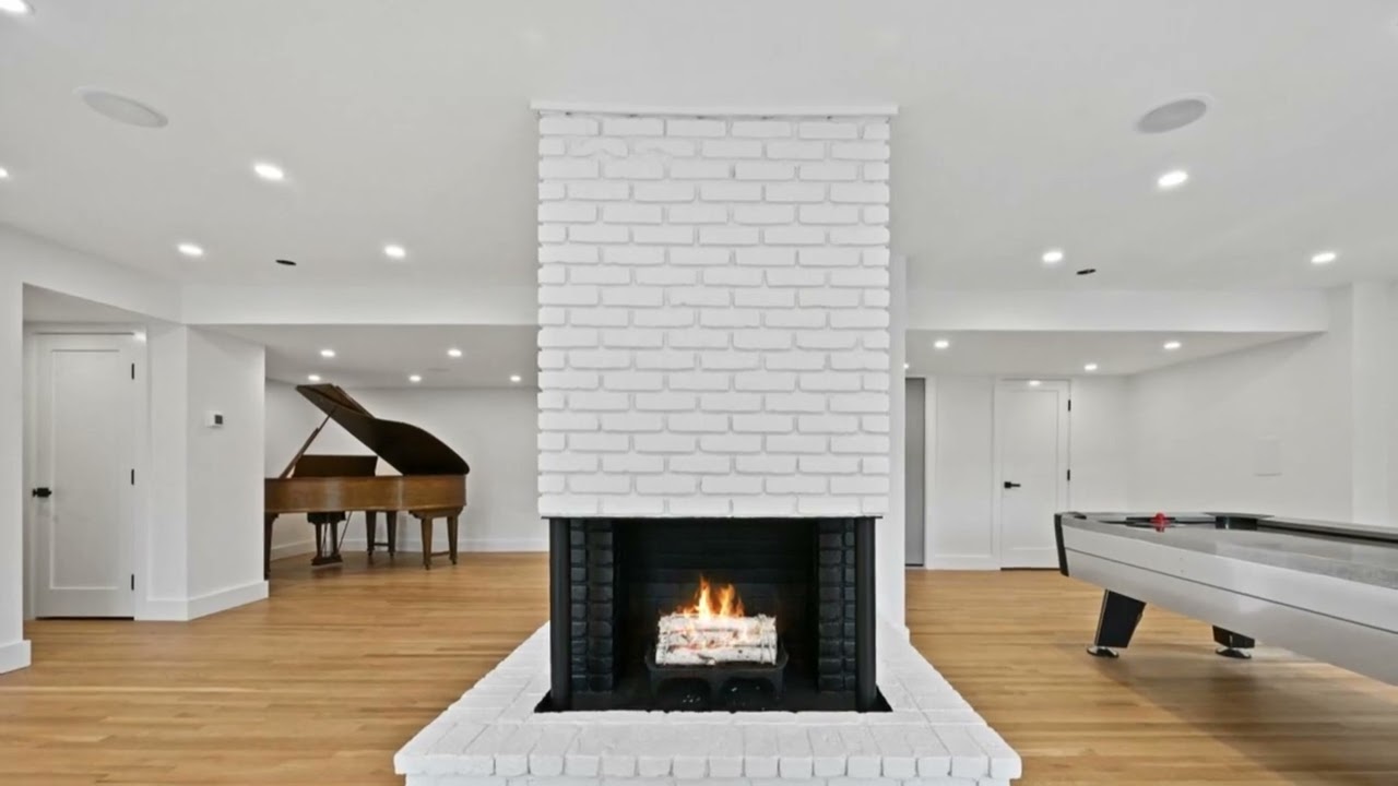 Curated LuxuryChic contemporary in Westport