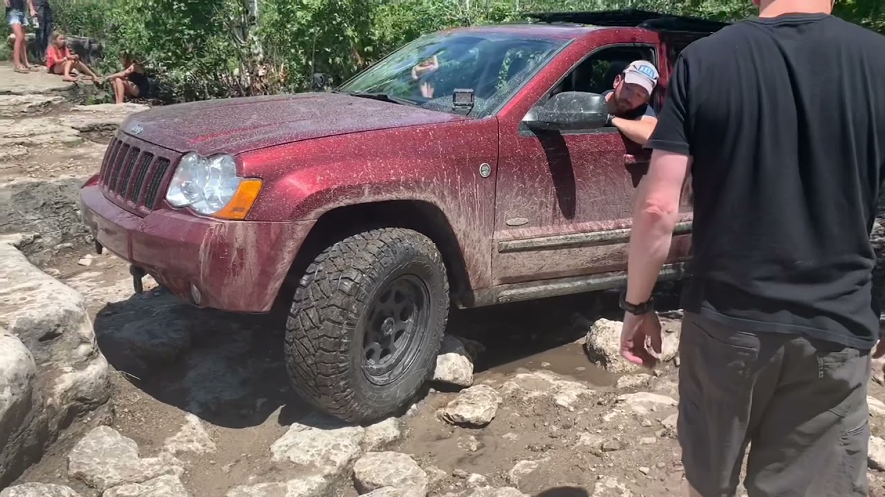 Drummond Island Jeep Grand Cherokee WK 2021