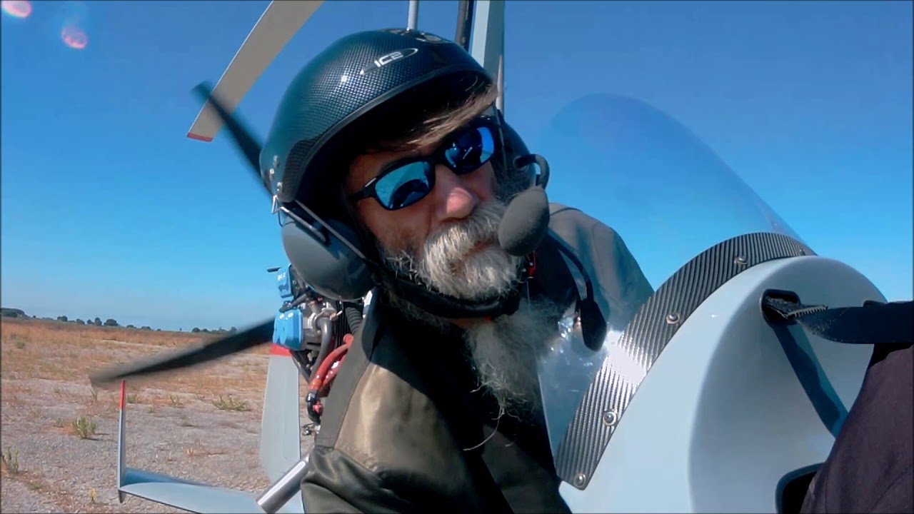 Autogiro by Franco Italiano.