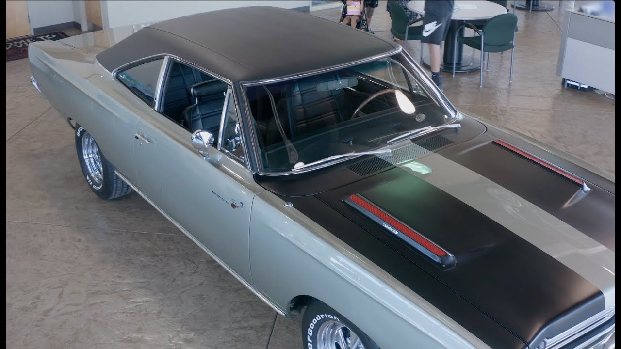 A BRAND NEW 1969 ROAD RUNNER ON A PLYMOUTH SHOWROOM FLOOR IN 2022? ONLY ON GRAVEYARD CARZ!