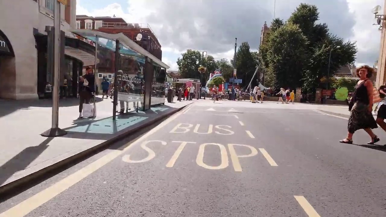 London. Cycling Kingston upon Thames - Thames Ditton